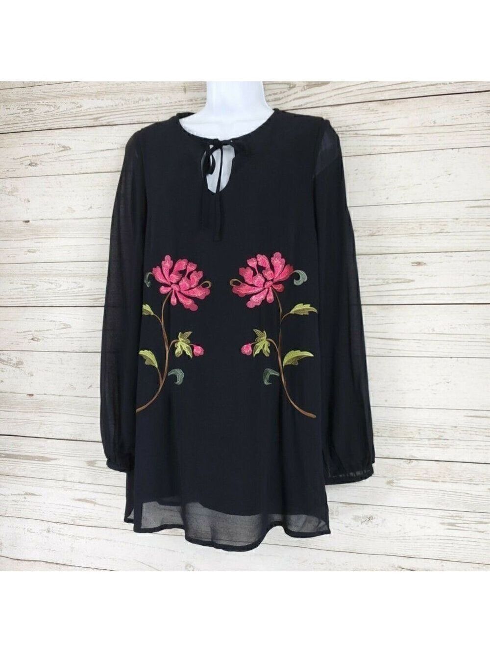 NWT Forever 21 Contemporary Womens Size XS Floral Embroidered Sheer Dress Shirt - Picture 2 of 12